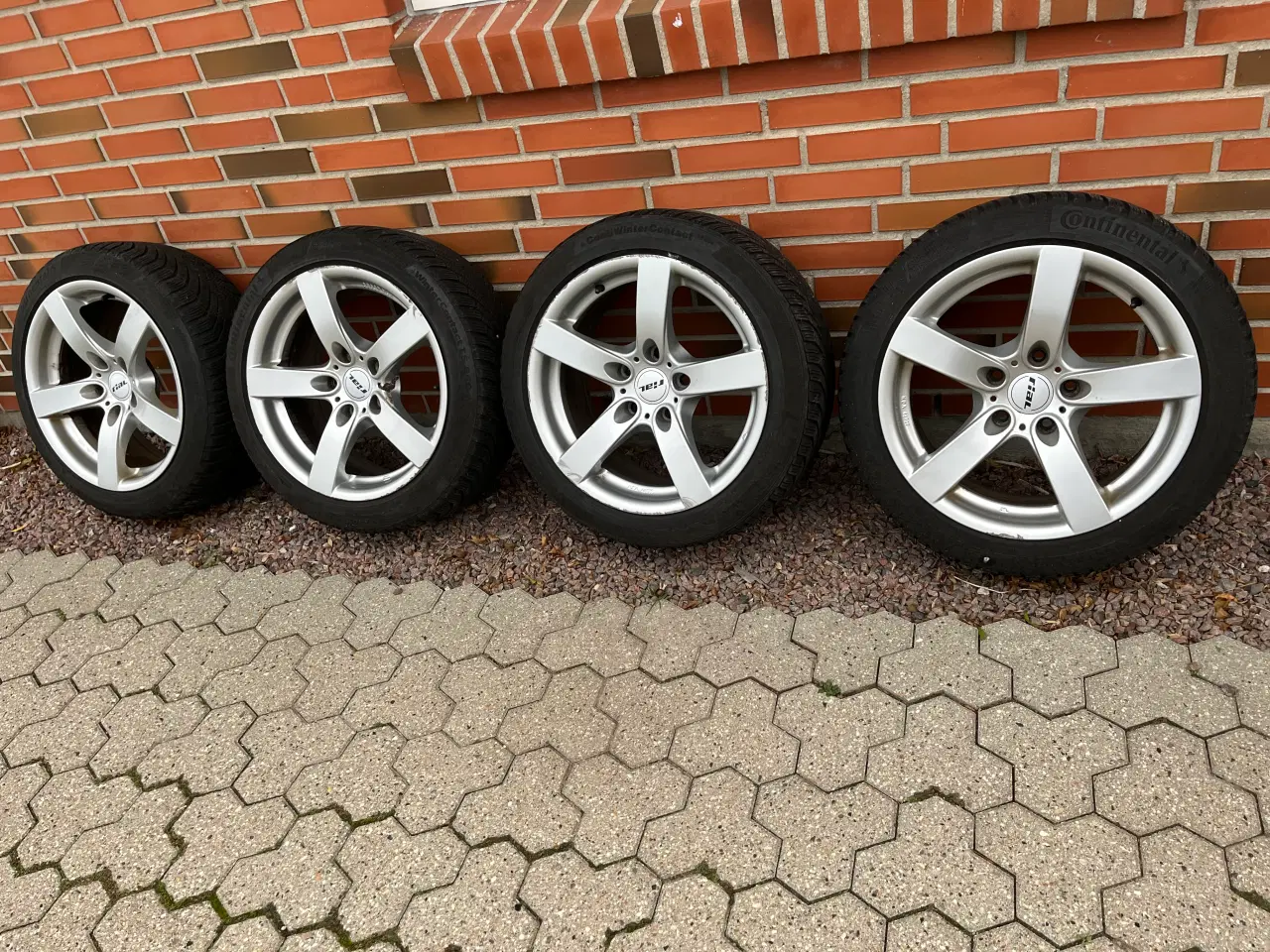 Billede 1 - VINTERDÆK PÅ ALUFÆLGE
