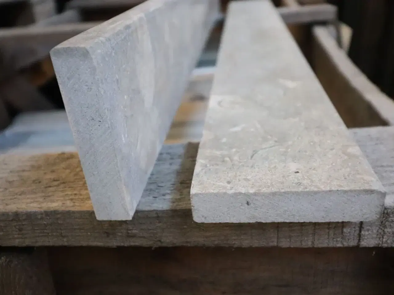 Billede 2 - 275 stk Limestone sokkel fliser