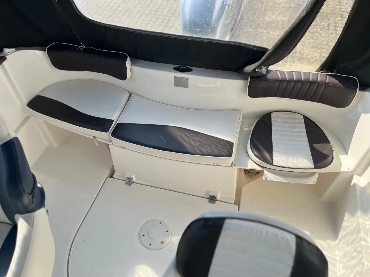 Billede 8 - 540 Cruiser med 115 hk Mariner-EFI 4-takt og "ny" 1800kg Variant bådtrailer