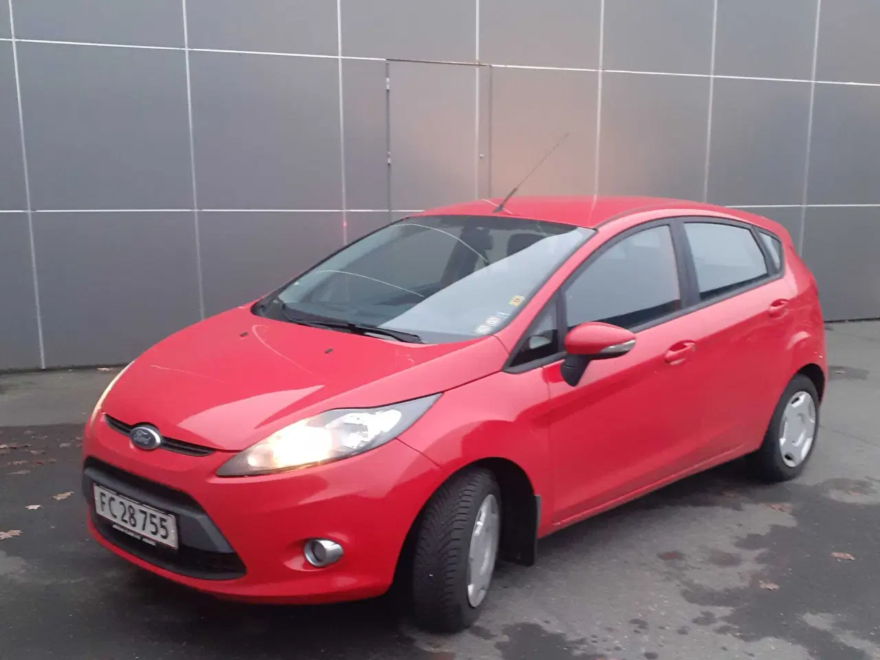 Billede 1 - Flot Ford Fiesta 1.2.Benzin.Årg.2012..