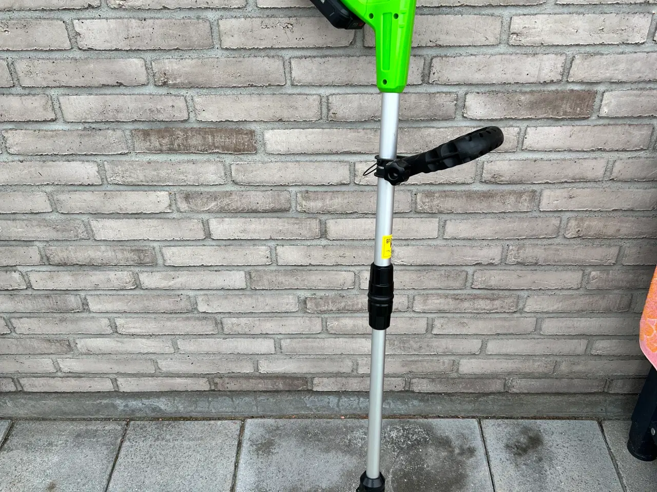 Billede 2 - Garden græstrimmer m lader og 65 knive 