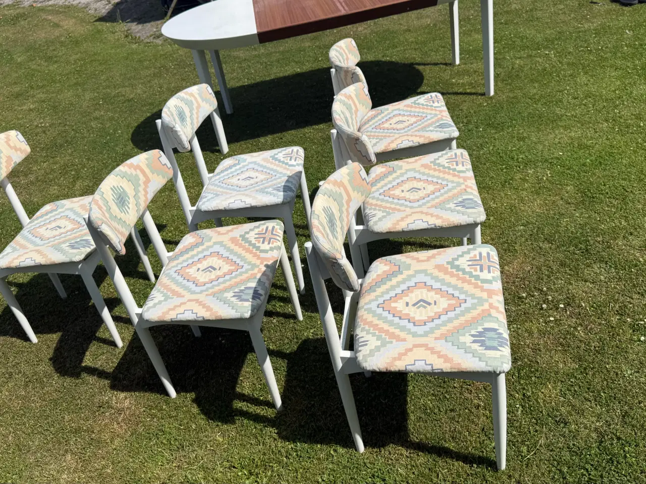 Billede 14 - Retro dansk spisebordsæt rundt spisebord + 2 tillæ