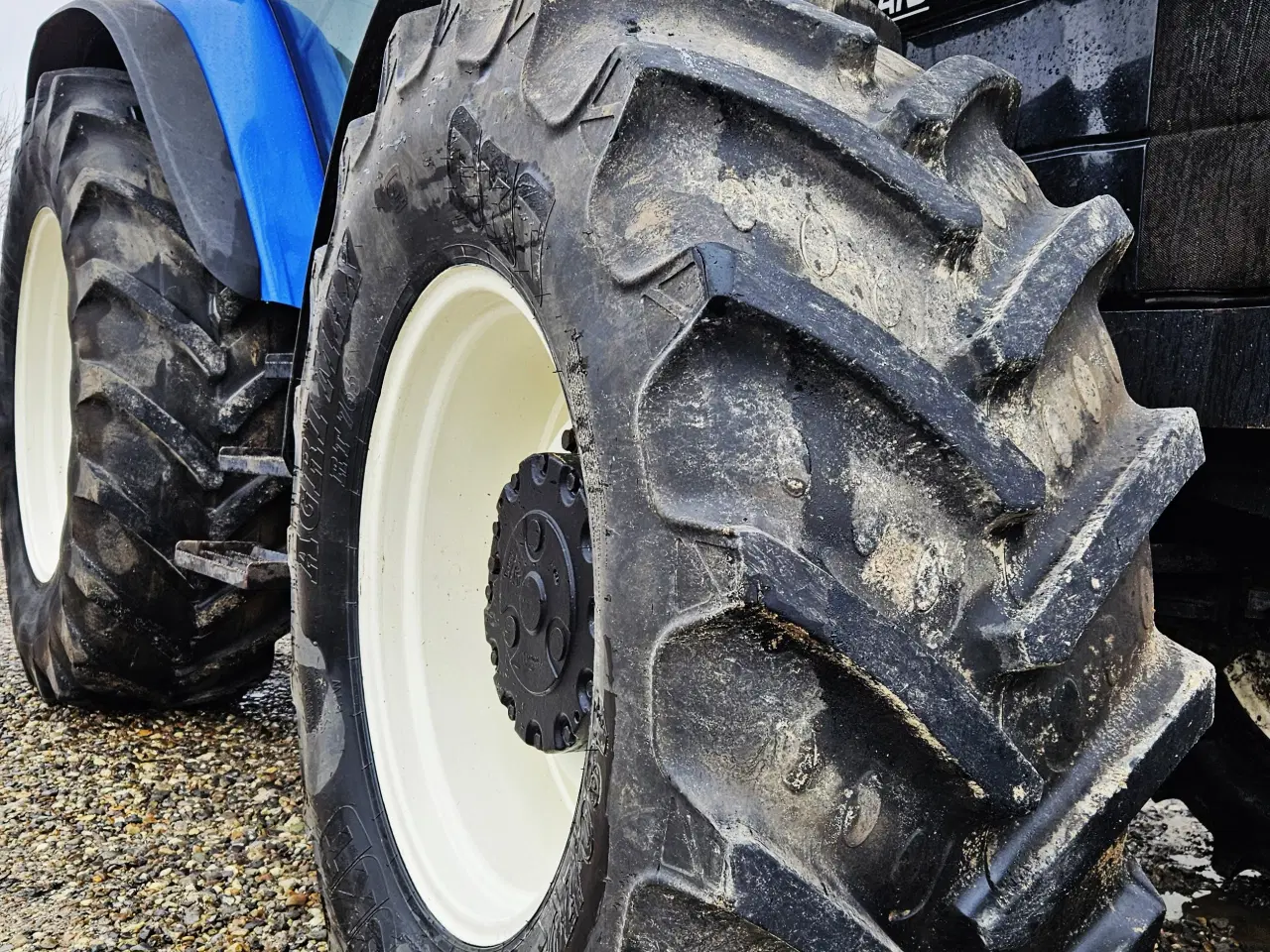 Billede 8 - Ford New Holland 8360 / frontlæsser / pæn traktor