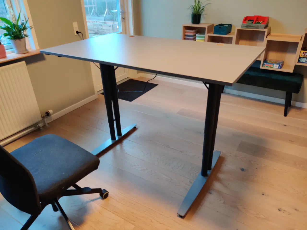 Billede 6 - Arbejdsbord med Hæve/Sænke.