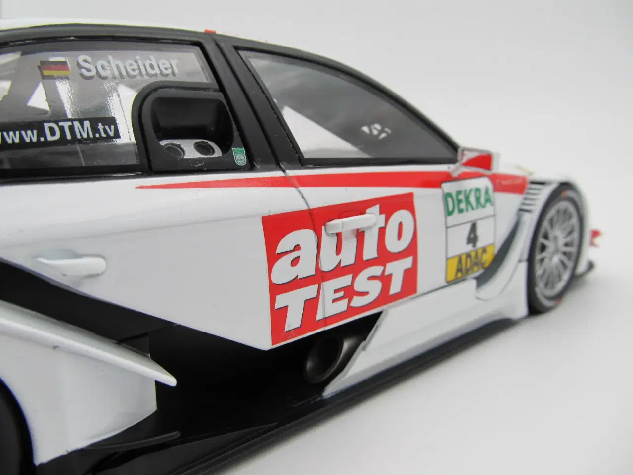 Billede 6 - 2011 Audi A4 DTM #4 Timo Scheider - 1:18