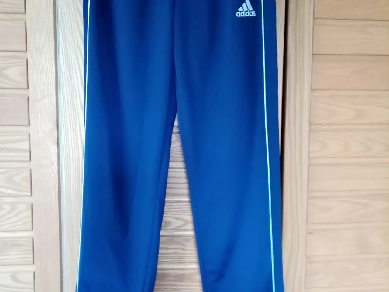 Billede 2 - Adidas Bukser str 170 og 176 pr stk 125 kr