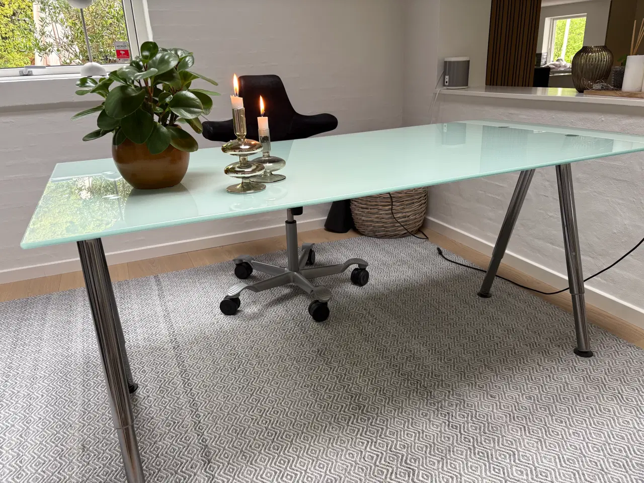 Billede 2 - Glas skrivebord