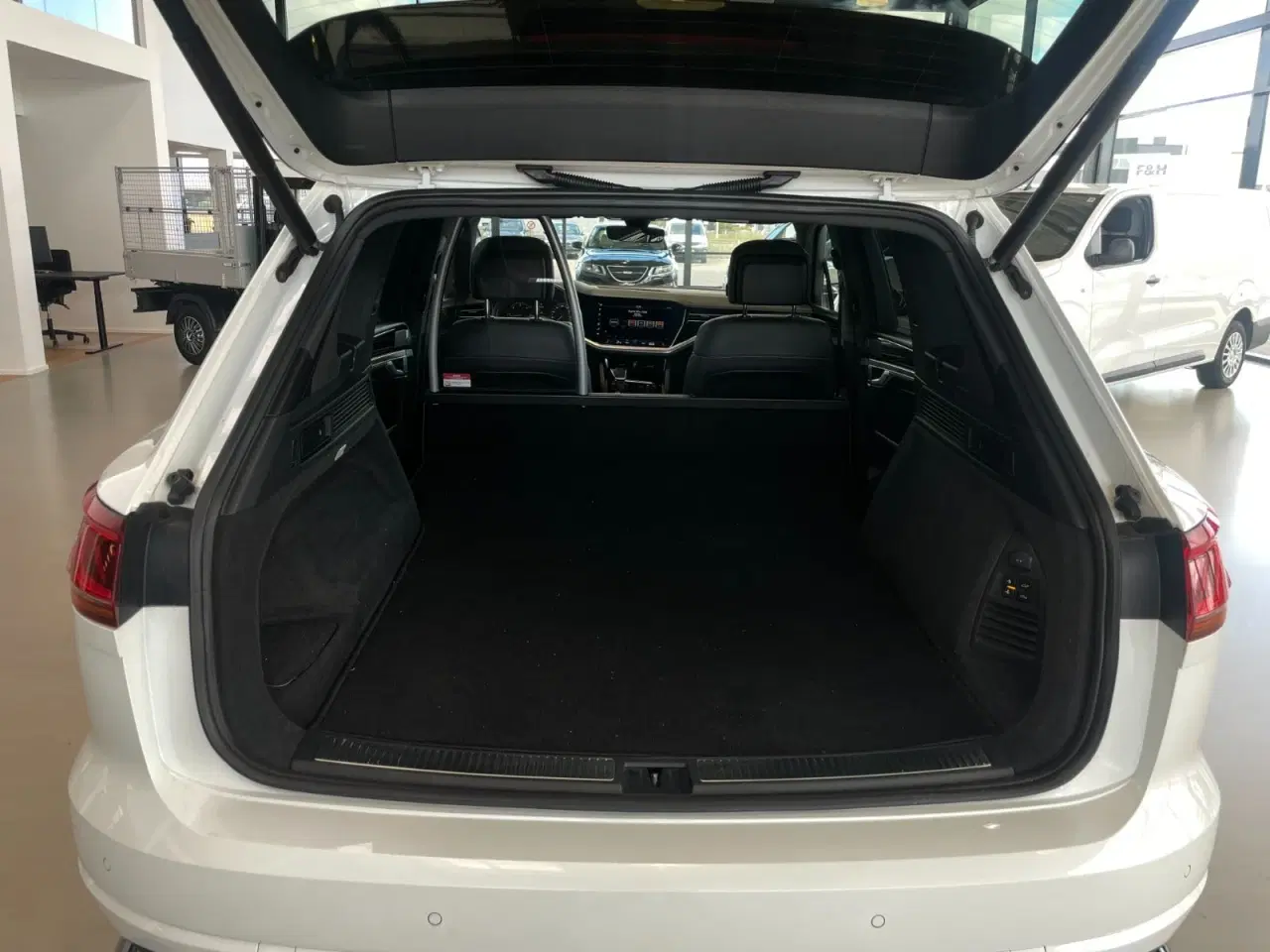 Billede 9 - VW Touareg 3,0 TDi 286 R-line aut. 4Motion Van