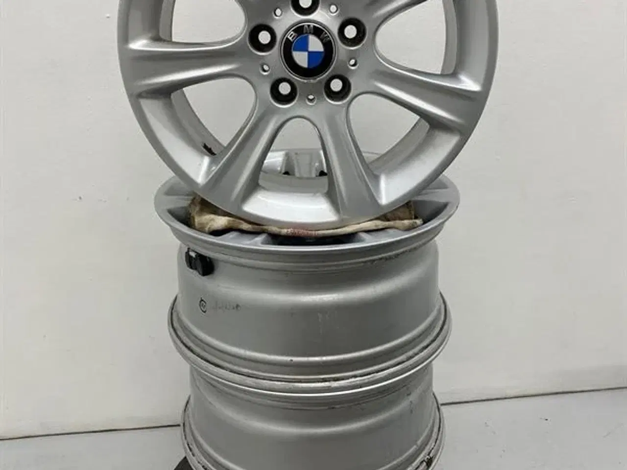 Billede 1 - 4stk 17" org. BMW alufælge "Star-Spoke 394" A64455 BMW X1 (E84) X3 (F25) F30 F31 X4 (F26)