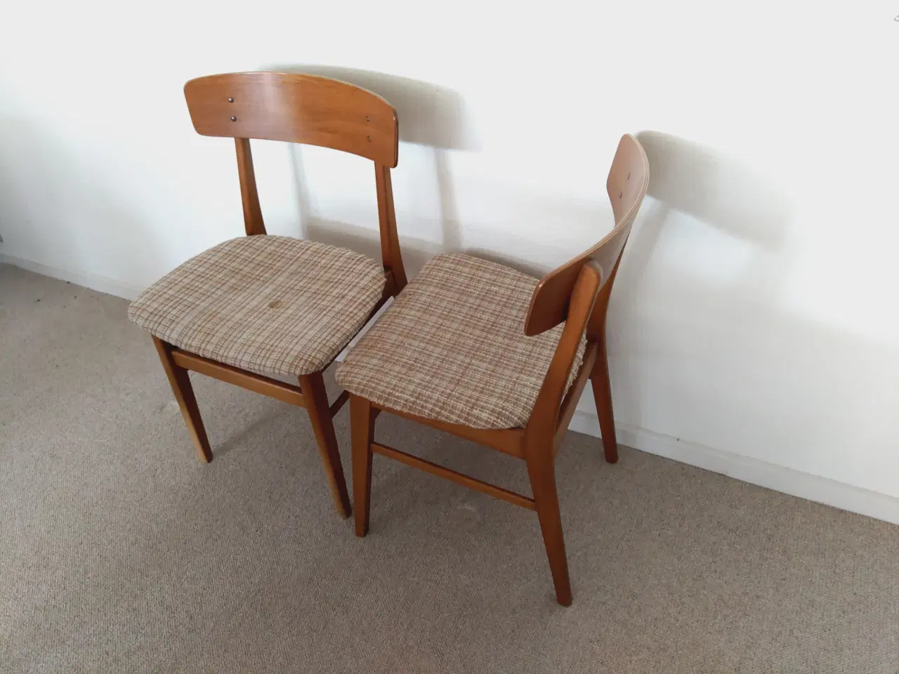 Billede 3 - Farstrup spisebords stole