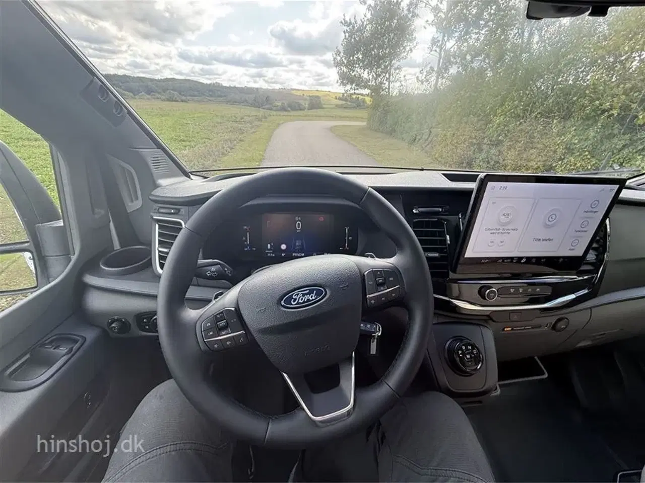 Billede 15 - 2026 - Etrusco V 6.8 SCF Scandic Edition Aut.   Lækker Autocamper med automatgear og face to face siddegruppe fra Hinshøj Caravan.