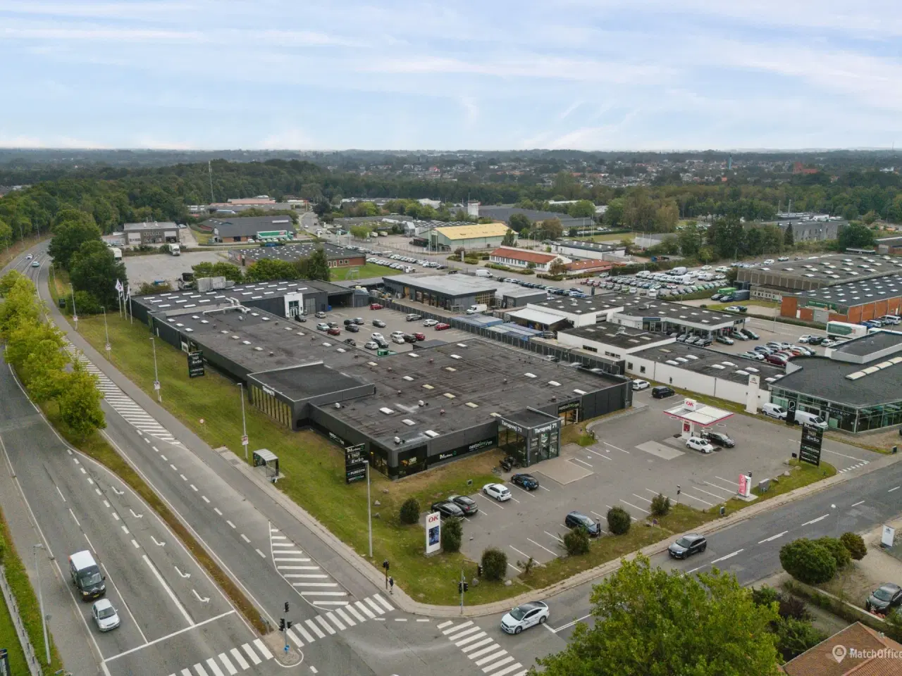 Billede 8 - Markant facadeværdi og central beliggenhed – fleksibelt lejemål med mange muligheder