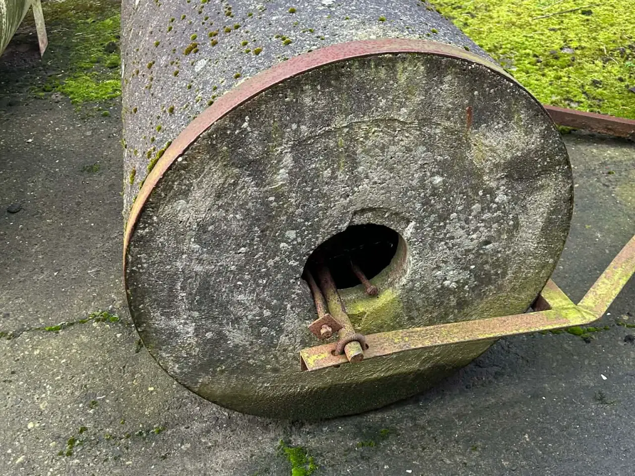 Billede 7 - Agerskov cement-tromle