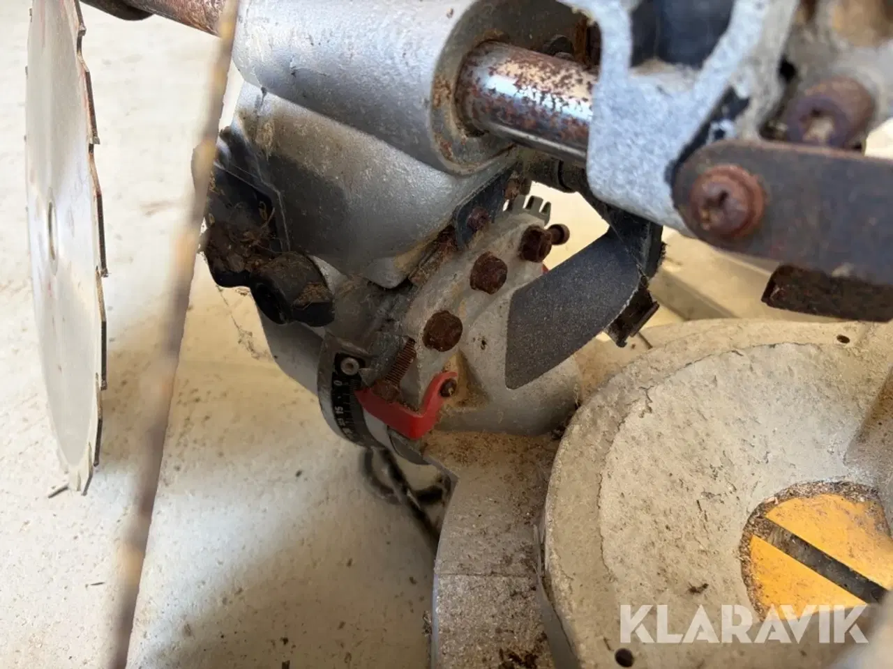 Billede 8 - Kap-/gæringssav DeWalt DW718