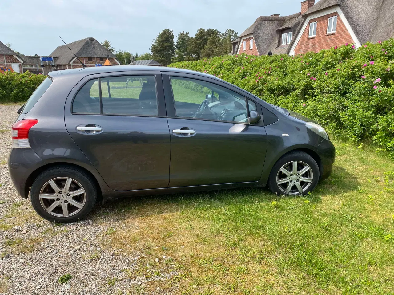 Billede 3 - toyota yaris 1.3 vvti 2011 NYSYNET
