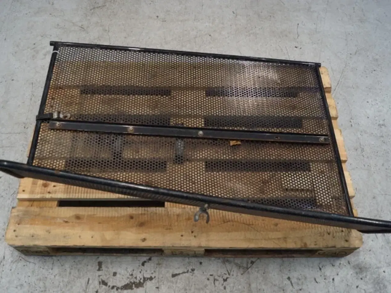 Billede 5 - Case 8010 Afskærmning 87510550