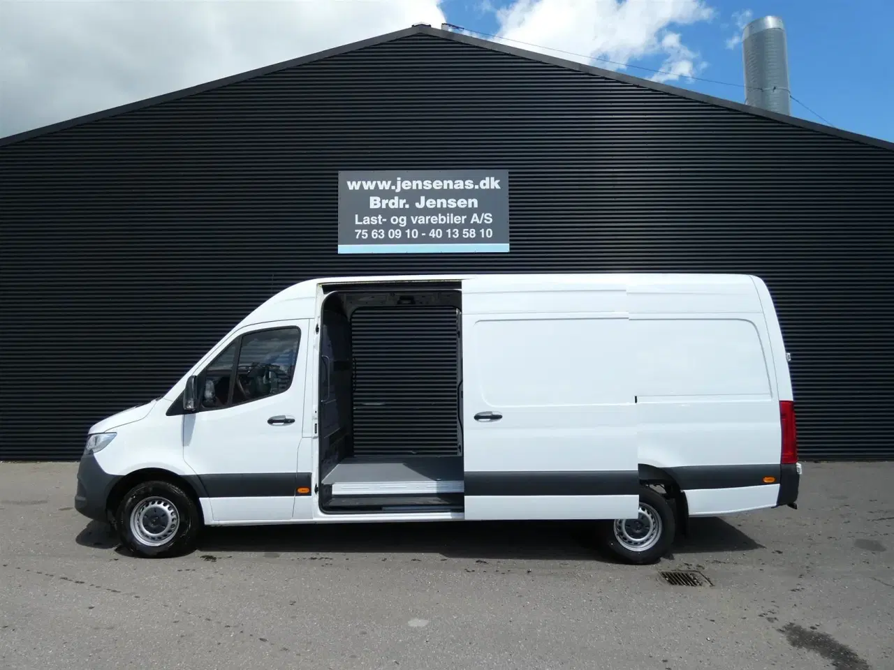 Billede 1 - Mercedes-Benz Sprinter 317 2,0 CDI A3 H2 RWD 9G-Tronic 170HK Van Aut.