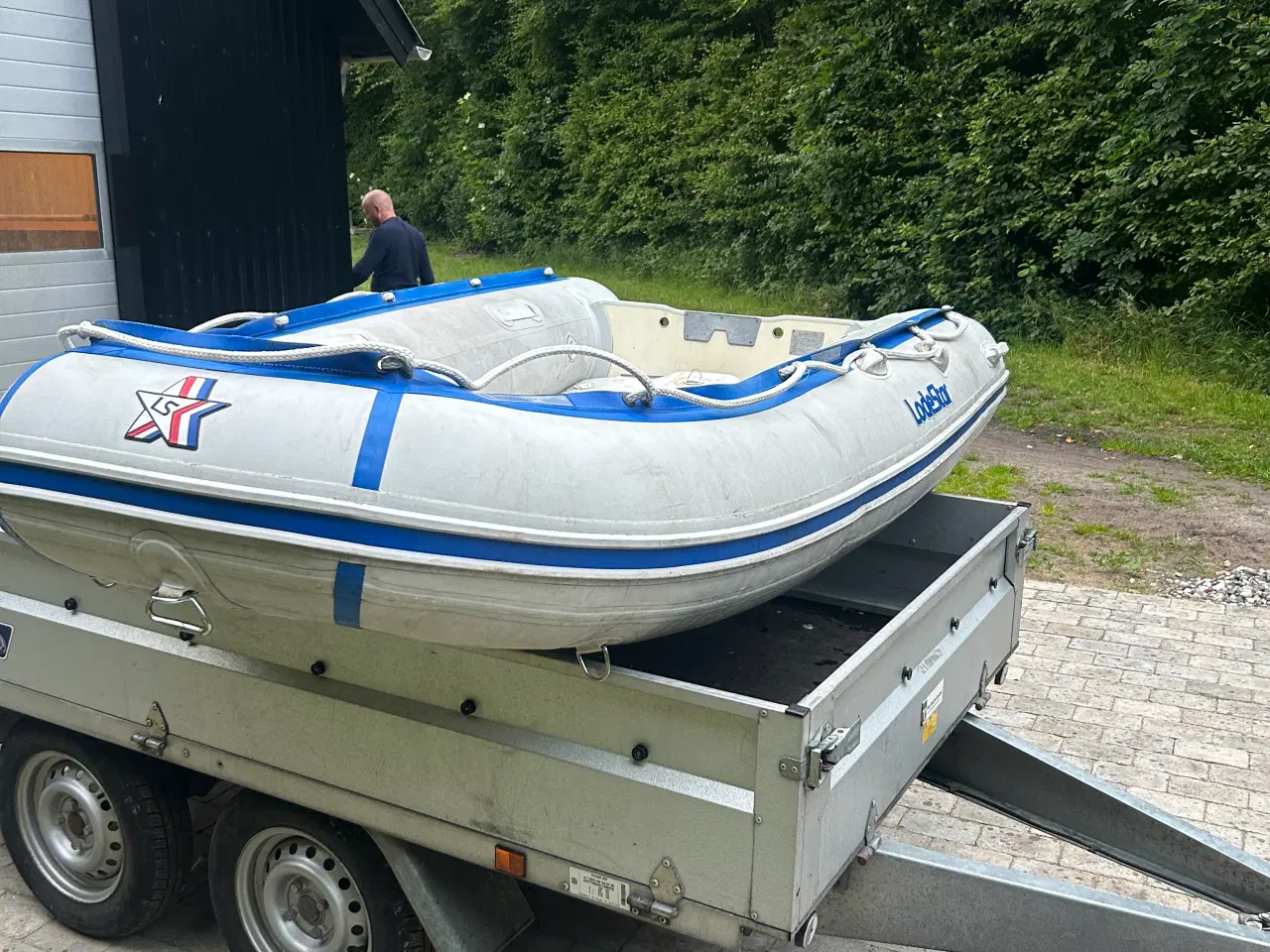 Billede 6 - 10 fods gummi/rib båd med 15 hk mercury motor 