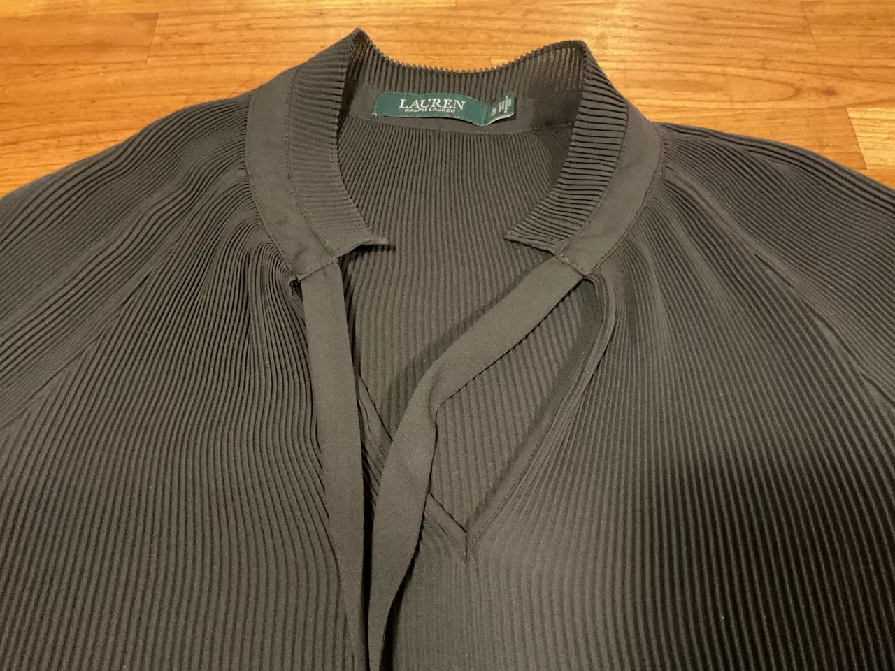 Billede 4 - Smuk Crepe Ralph Lauren Bluse Sort XL