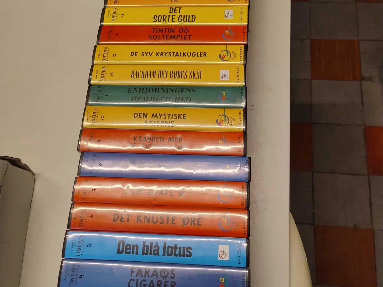Billede 6 - Tintin VHS 21 FORSKELLIGE 