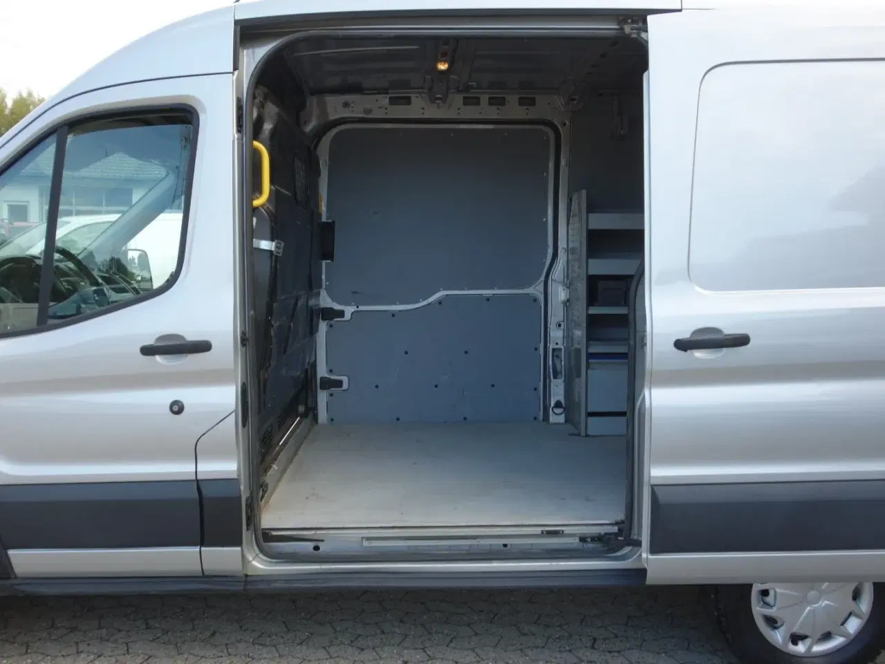 Billede 13 - Ford Transit 350 L2 Van 2,0 TDCi 130 Ambiente H2 FWD