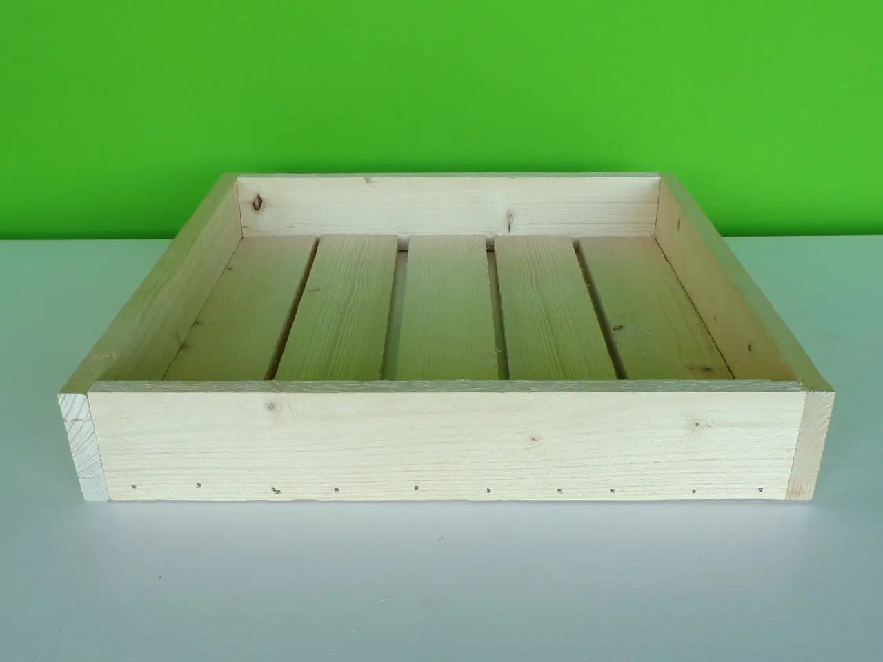 Billede 4 - Bakke i genbrugstræ fyr 43,2 x 44