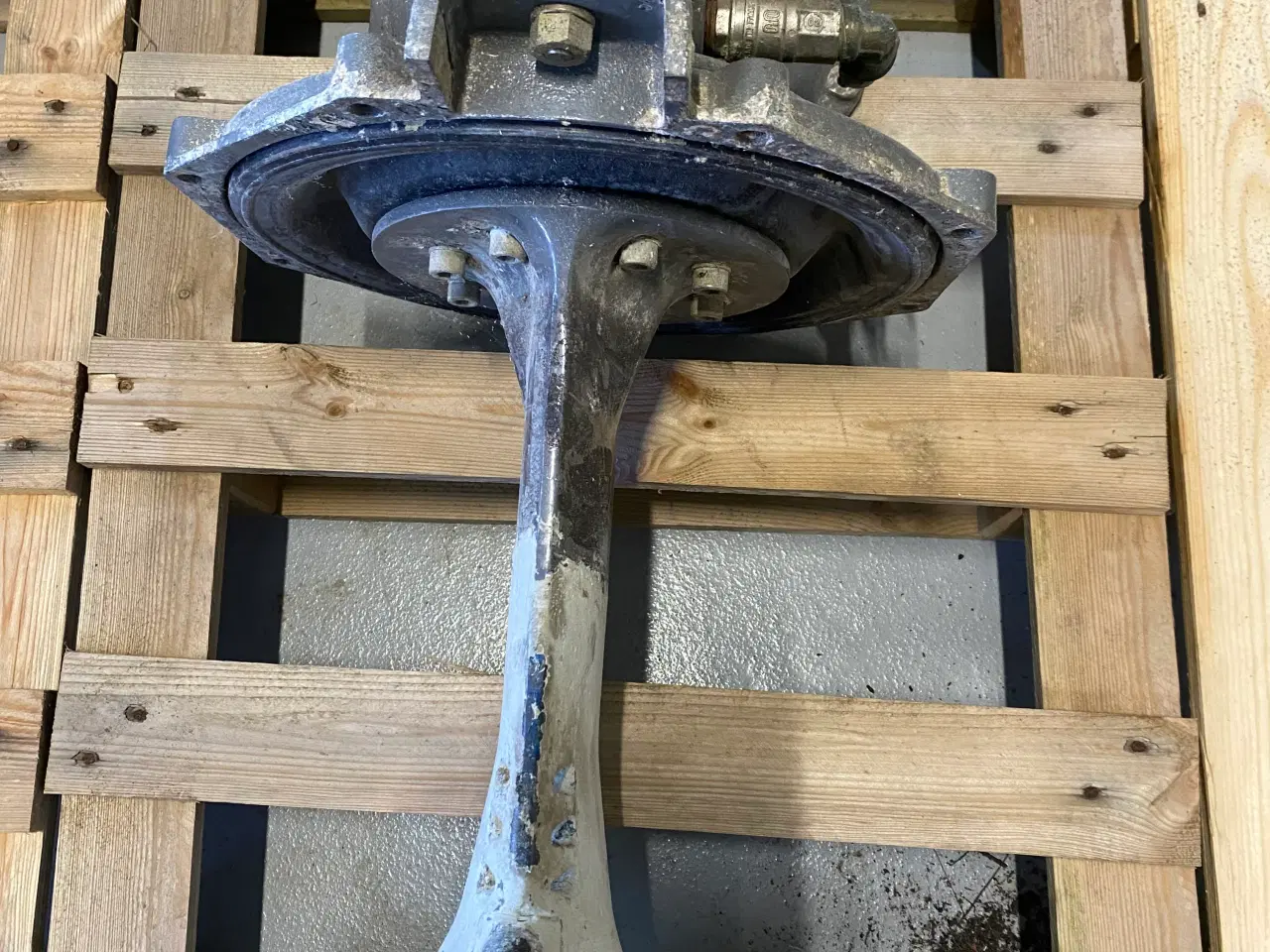 Billede 4 - 3 stk. brugte Yanmar saildrive SD20.