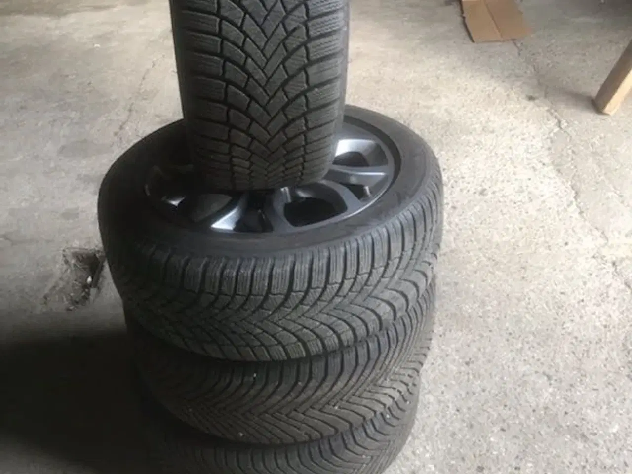 Billede 8 - Mercedes C-class Jeg har 4 Michelin dæk med  alufæ