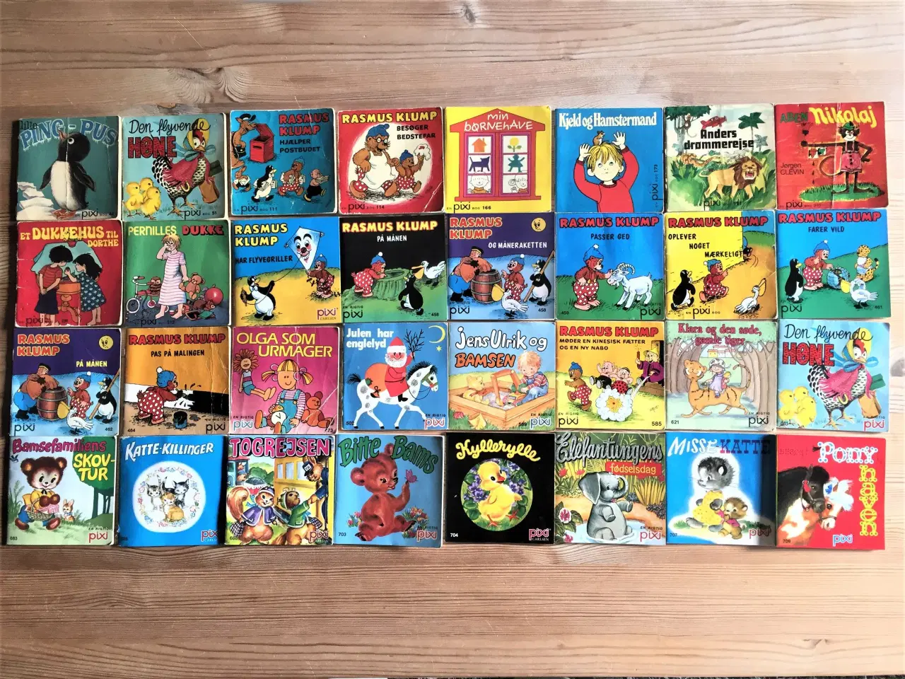 Billede 1 - TILBUD: 80 forskellige Pixi bøger, i alt 250 kr.
