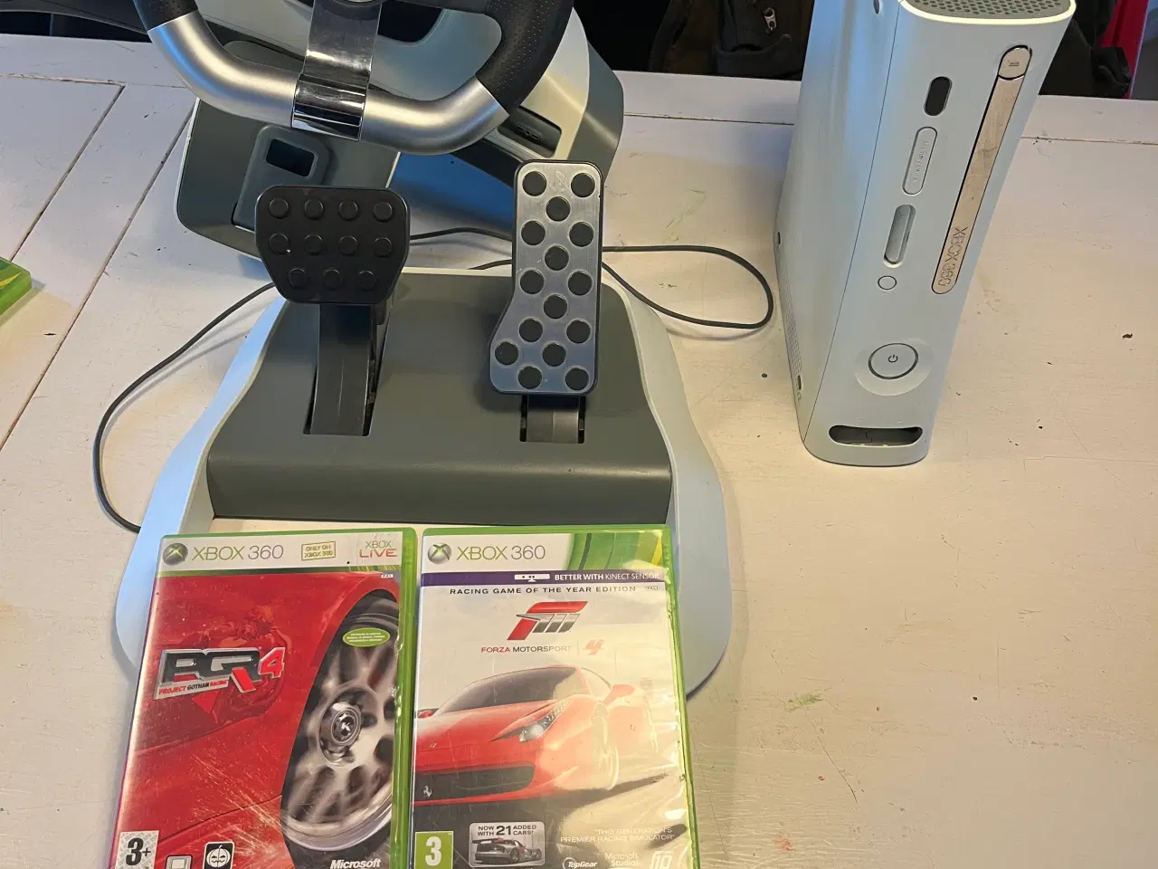 Billede 1 - Xbox 360 med masser af udstyr 
