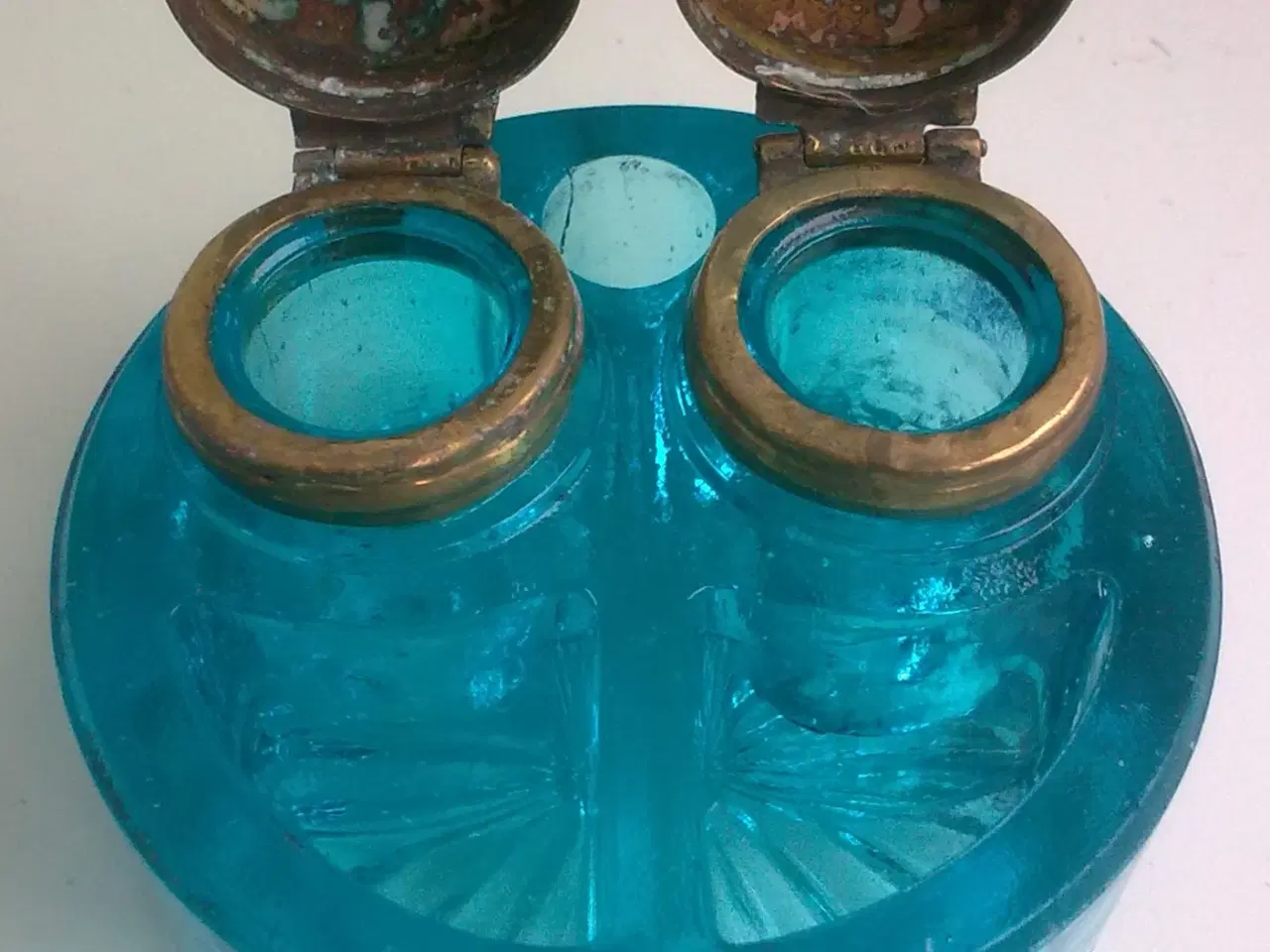 Billede 11 - Blækhus T dansk skolepult eller hinkesten