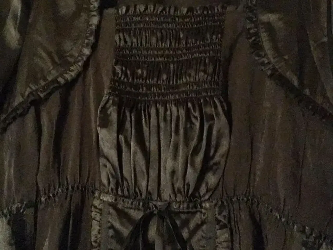 Billede 3 - sort feminin tunika / bluse fra Zizzi