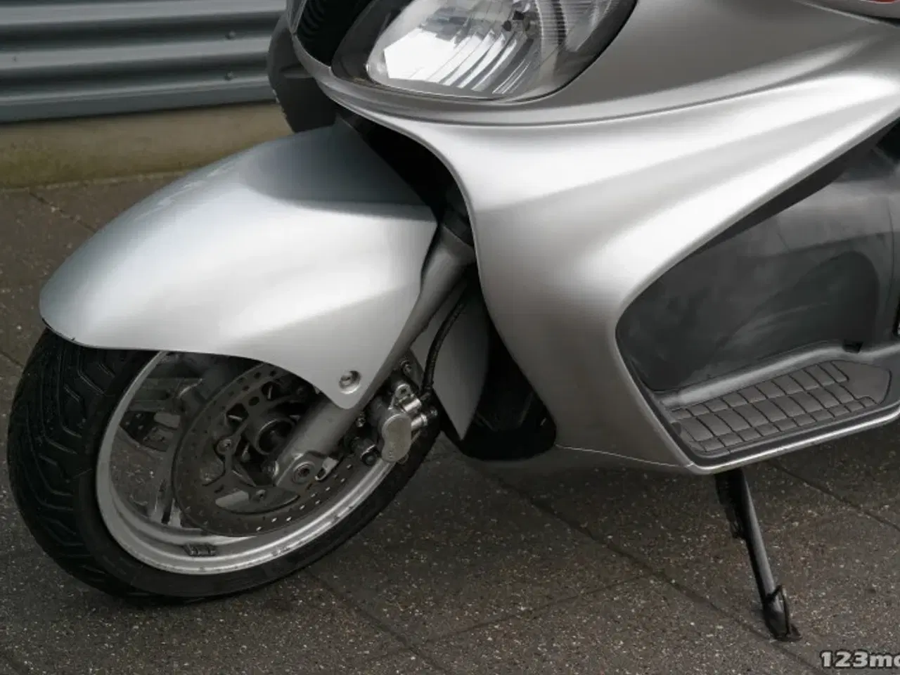 Billede 20 - Suzuki AN 650 Burgman MC-SYD       BYTTER GERNE