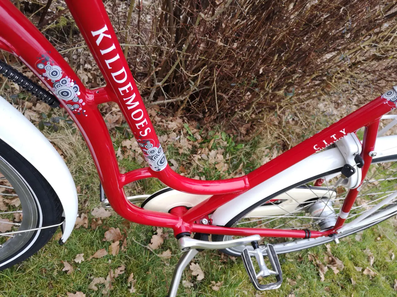 Billede 1 - Næsten ny Kildemoes dame- pige cykel 28" , 55cm ,