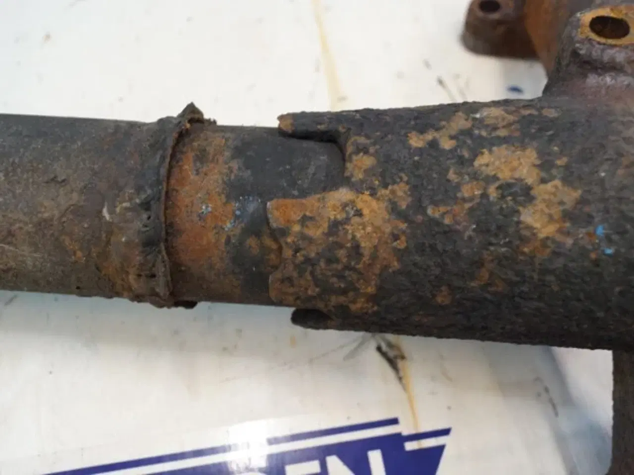 Billede 14 - Ford 4000 Udstødningsmanifold 81806041