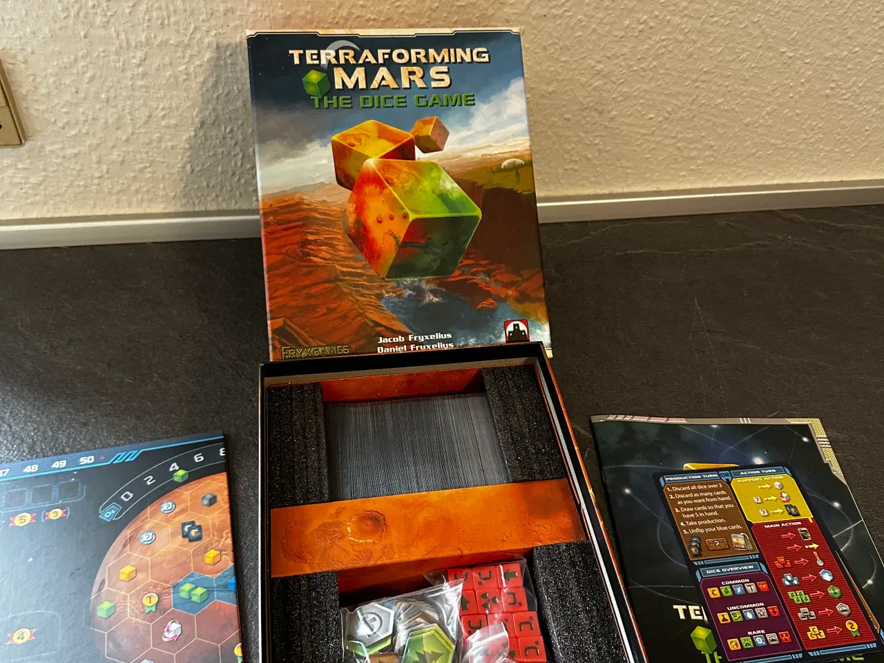 Billede 2 - Terraforming mars the dice game kickstarter