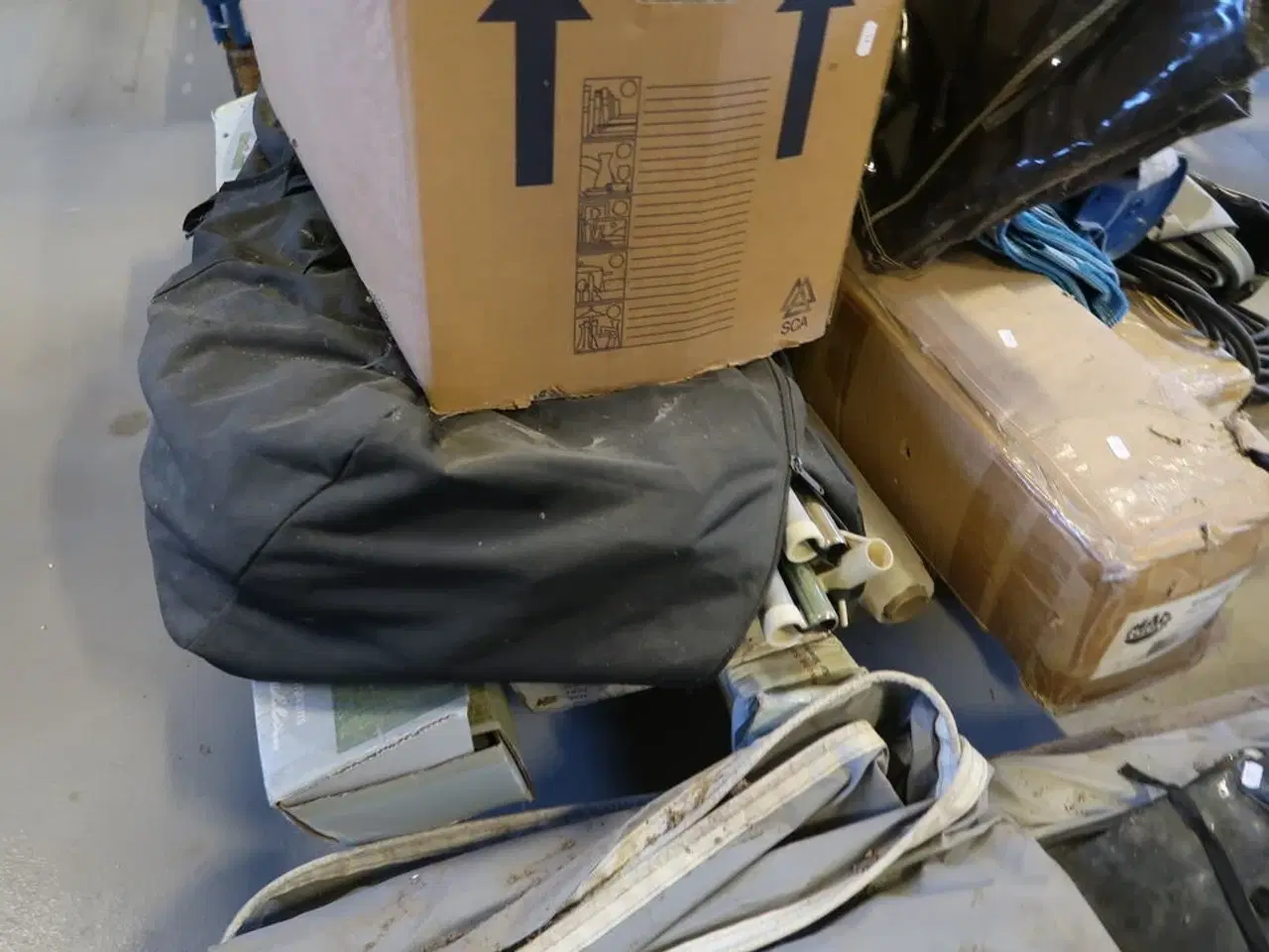 Billede 9 - Campingudstyr på 2 paller