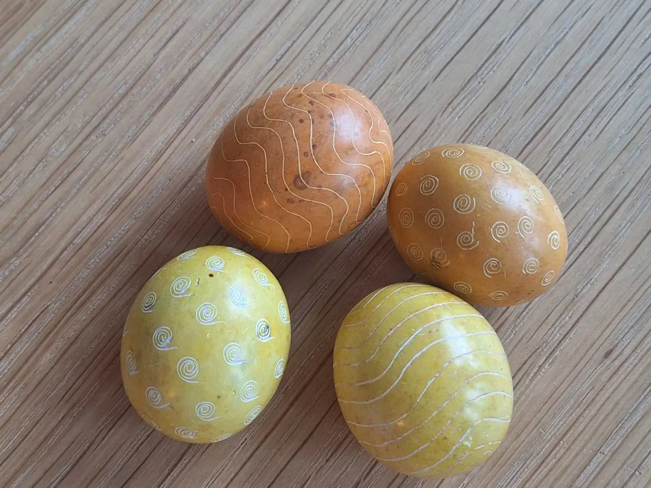 Billede 1 - Fire Afrikanske stenæg 