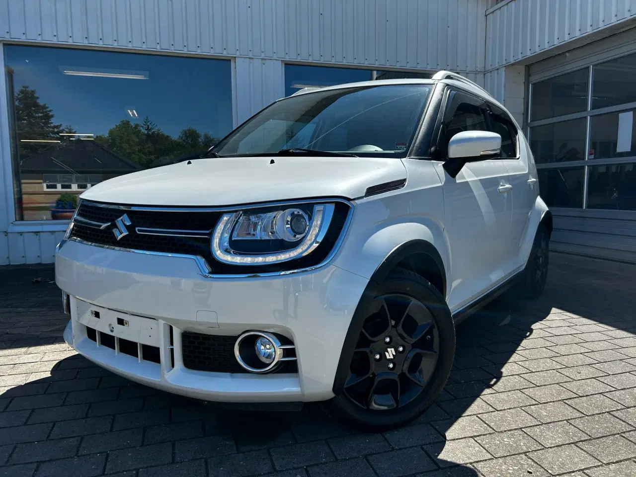 Billede 1 - Suzuki Ignis 1,2 Dualjet 16V Adventure 90HK 5d