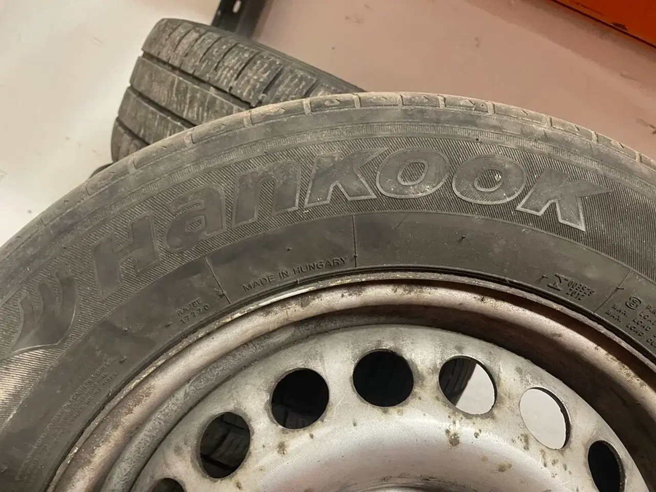 Billede 1 - Fire dæk på fælge