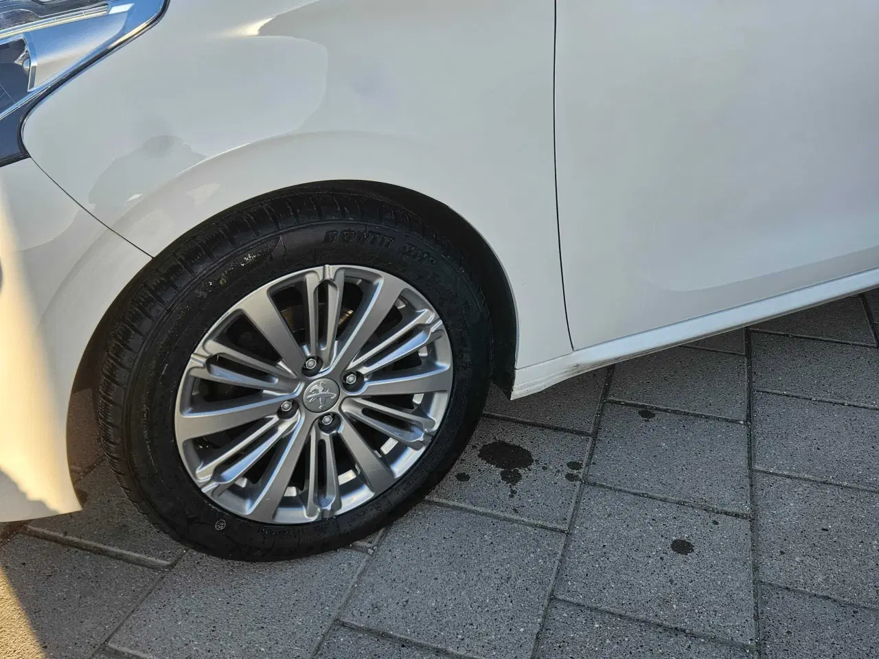 Billede 6 - Peugeot 208, 1,6 HDI, 5 dørs årgang 2016