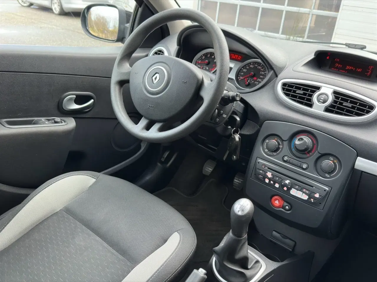 Billede 3 - Renault Clio III 1,2 16V Authentique