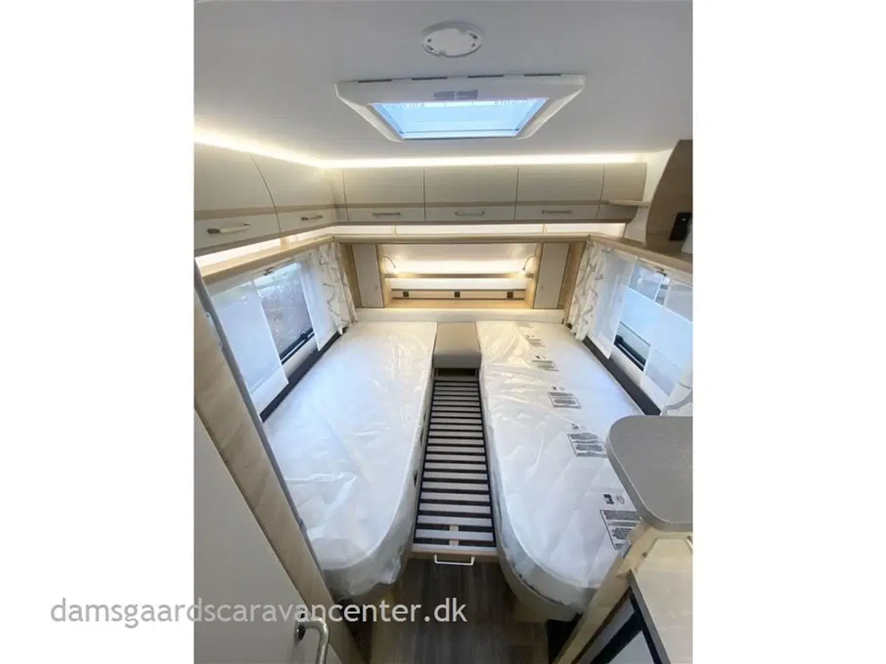 Billede 19 - 2025 - Fendt Bianco Selection 465 TG Enkeltsenge-Lamel-Gulvtemp.-Truma Combi 4E