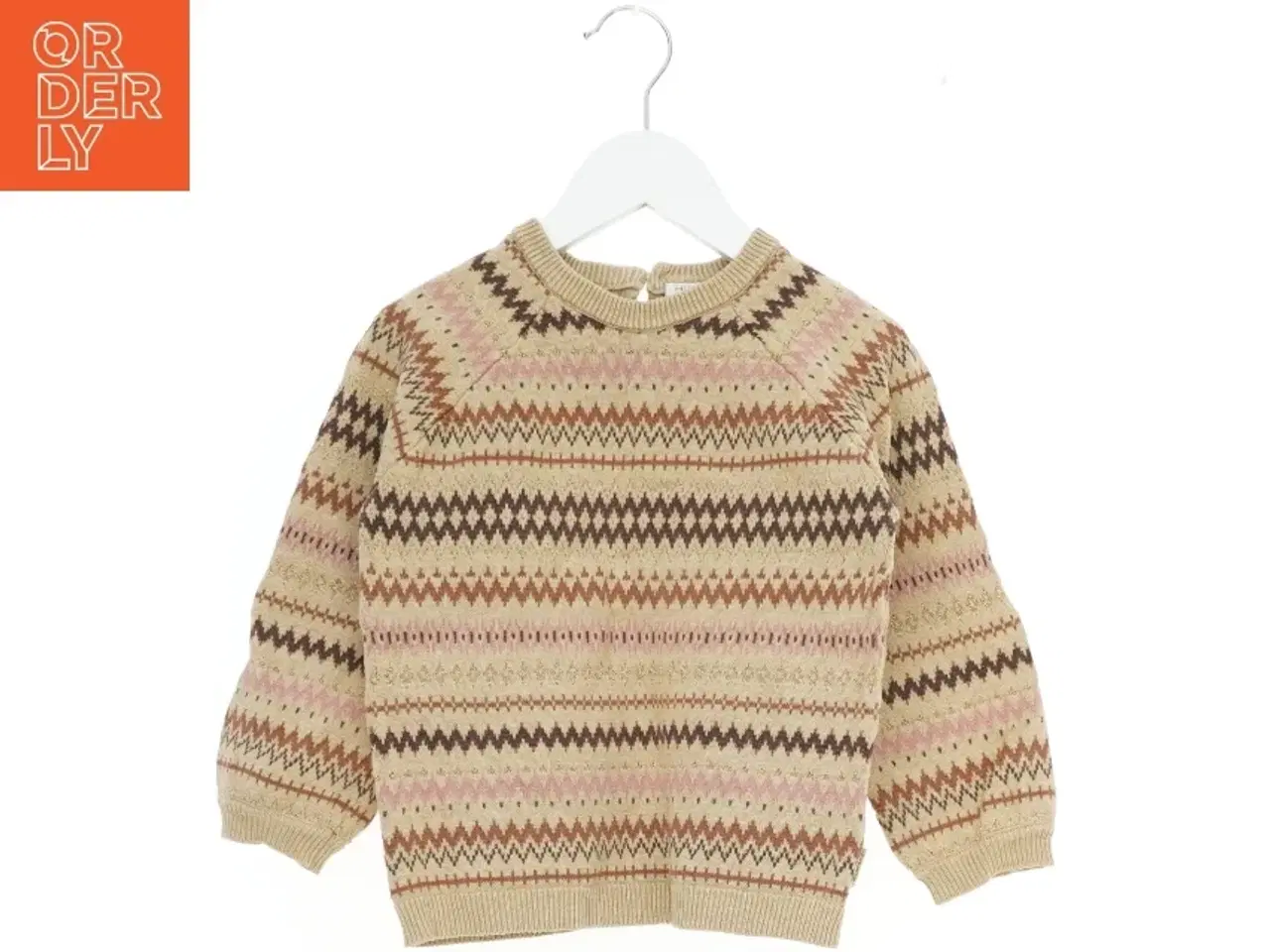 Billede 1 - Strikket sweater med mønster fra Hust & Claire (str. 104)