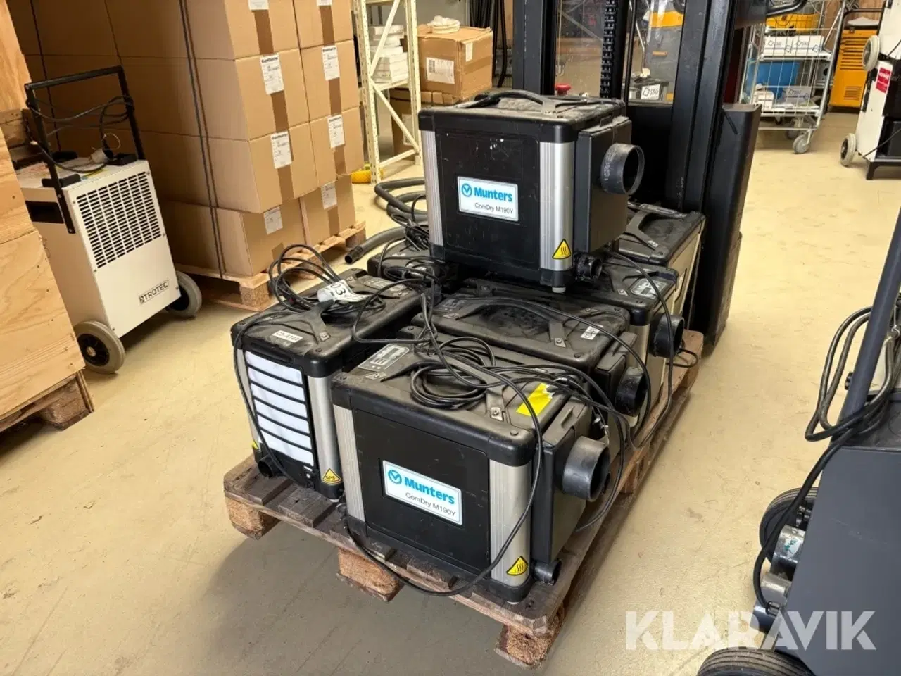 Billede 1 - Affugtere Munters ComDry M190Y - 8 stk