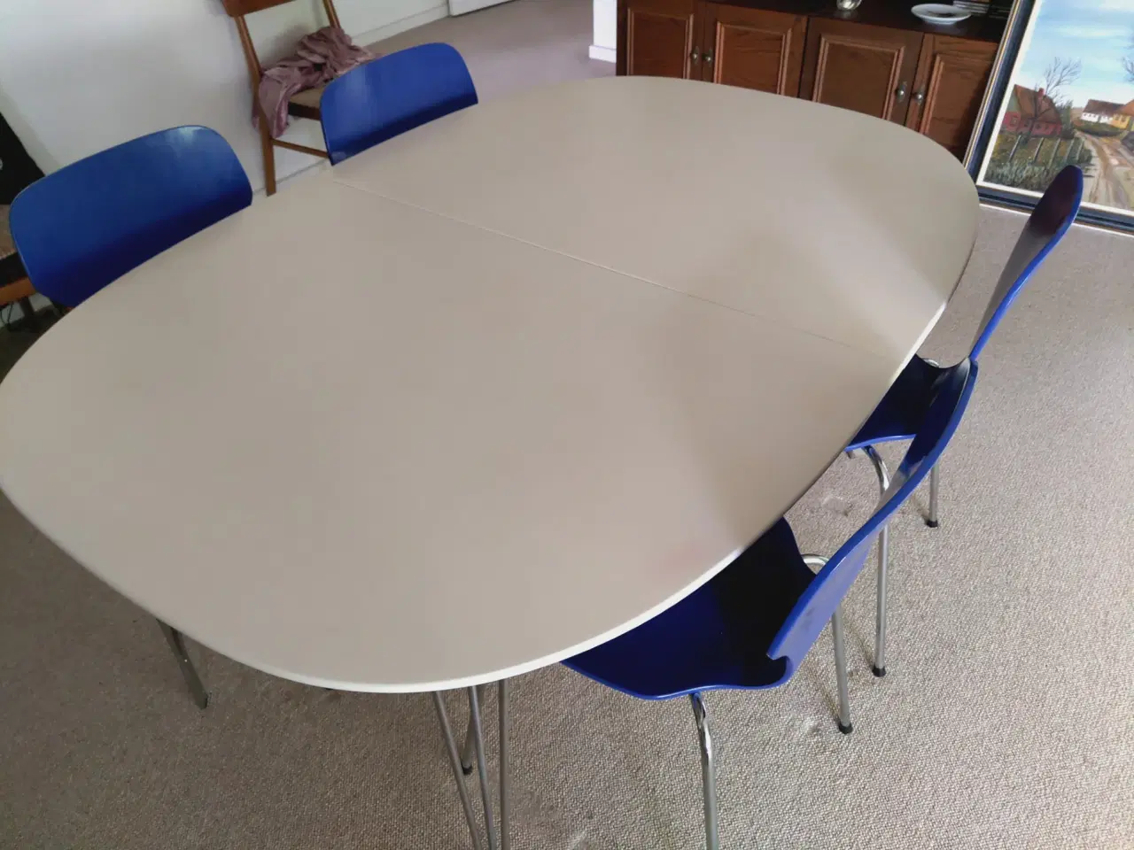 Billede 2 - Spisebord med 4 stole