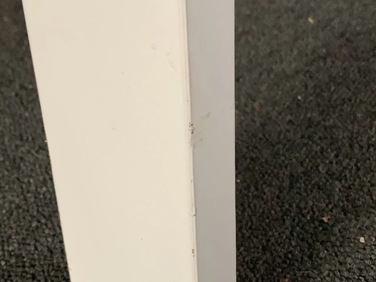 Billede 5 - Bordbukke i hvid 2 stk