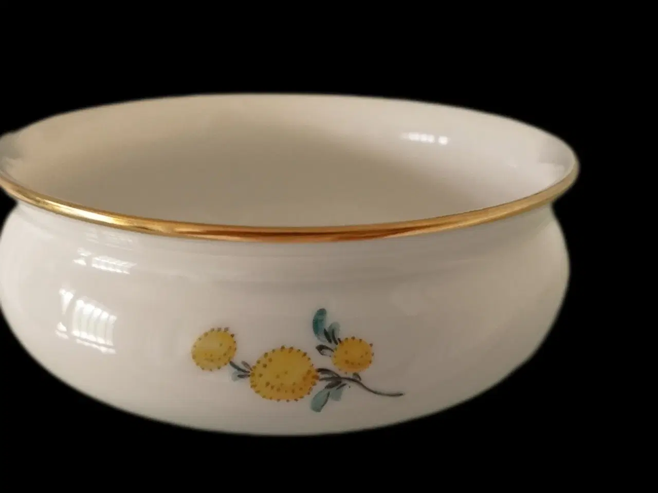 Billede 3 - Meissen, en porcelæn skål, uden revner og skår.