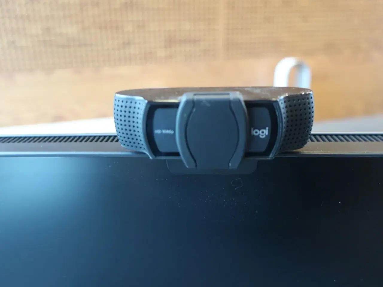 Billede 4 - Buet skærm 49" DELL U4919DW inkl. tastatur/mus og webcam