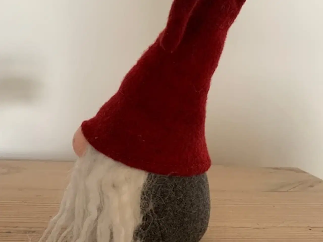 Billede 4 - Nisse med næse og ingen/skjulte øjne